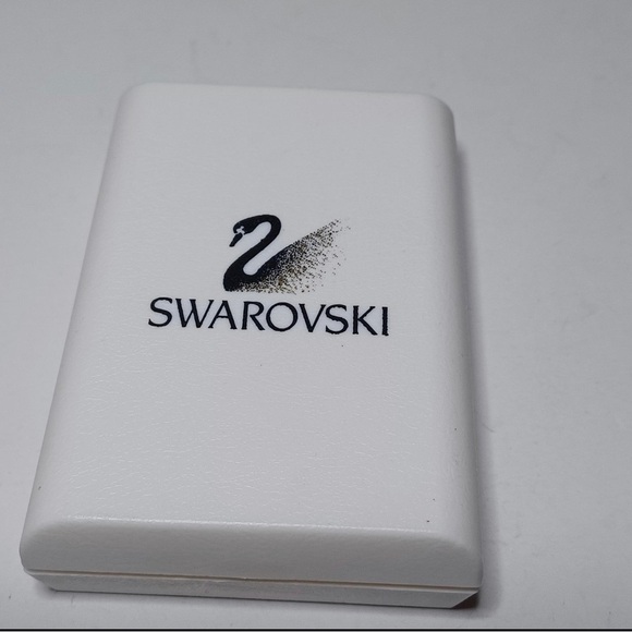 Vintage Swarovski Crystal Swan Pendant Necklace And Pin / Brooch Set - Picture 9 of 9